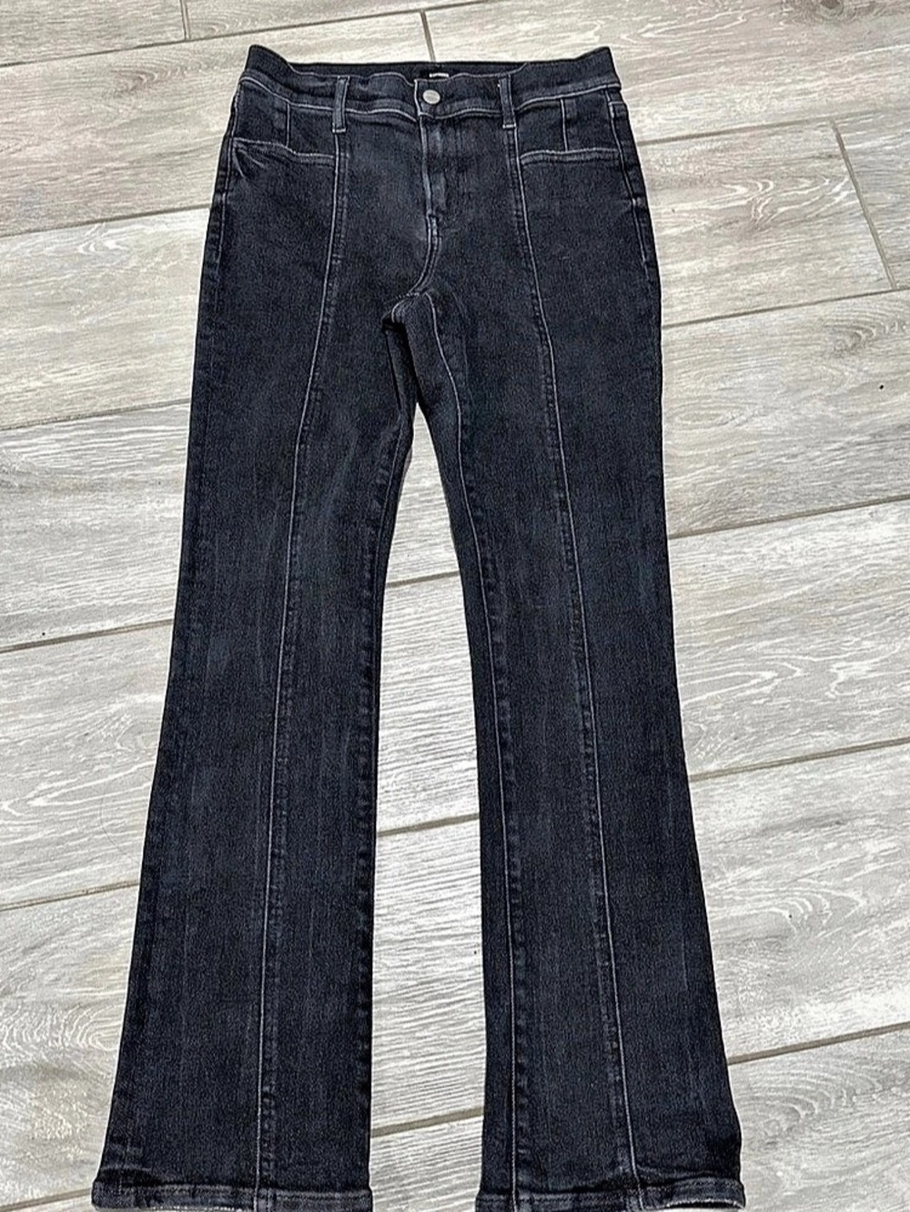Express Skyscraper Mid Rise Flare Jeans in Black Size 6S